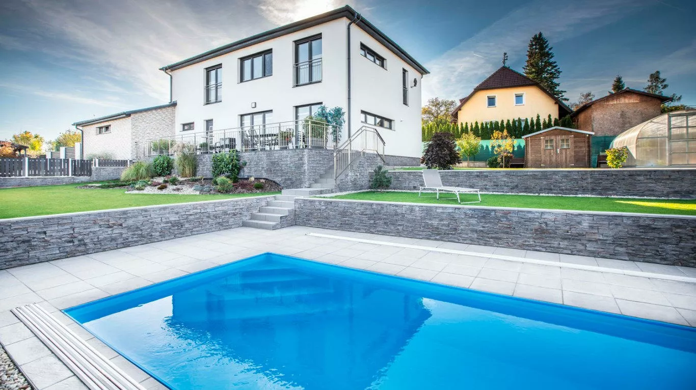 albixon-skimmerovy-bazen-svetle-modry-2